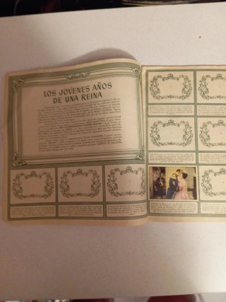 Álbum d cromos Sissi Los jóvenes años de una reina