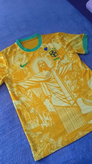 Equipación Fútbol Brasil Talla M/L