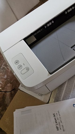 Stampante HP LaserJet M110w