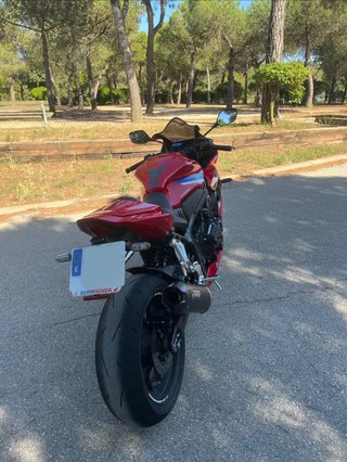 Honda CBR 650 R 2025 - E Clutch