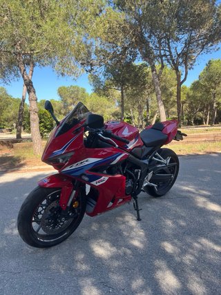 Honda CBR 650 R 2025 - E Clutch