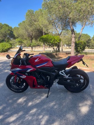 Honda CBR 650 R 2025 - E Clutch