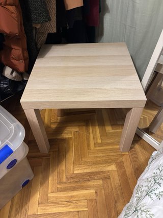 Mesa auxiliar madera y plástico