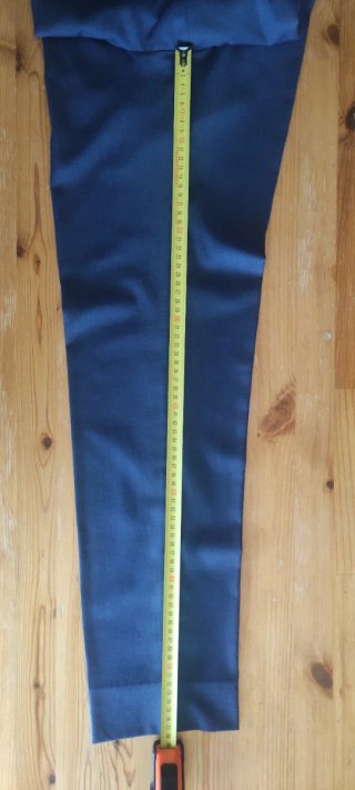 Traje Joven ChaquetaT44 Pantalón T38 Álvaro Moreno