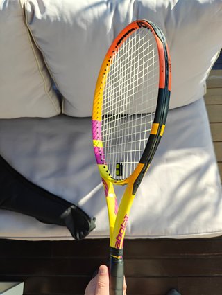 Raqueta Babolat Pure Aero Rafa con funda de regalo