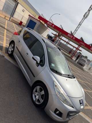 Peugeot 207 SW 1.6 HDI 2012
