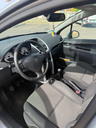 Peugeot 207 SW 1.6 HDI 2012