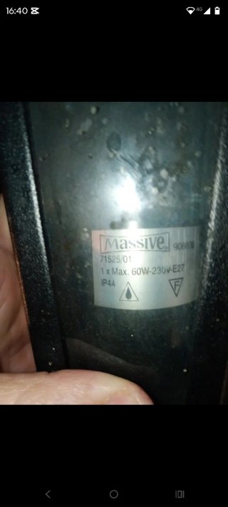 Lámpara de Pared Massive Negra