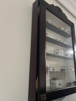 Conjunto de cajitas y armario de madera