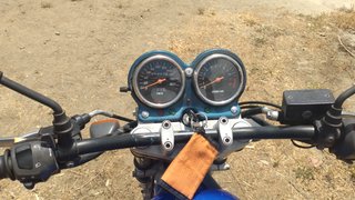 Suzuki GS 500 Azul y Blanca