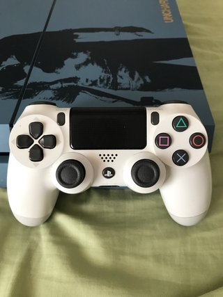 Consola PS4 Edición Uncharted 4