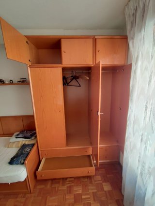 Mueble de habitación madera