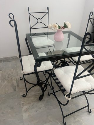 Mesa y 4 Sillas. De Forja Negra.