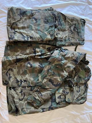 Ropa de camuflaje acolchada para caza