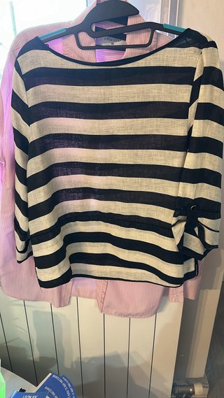 Conjunto Blusa Beige y Pantalón Lunares