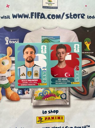 Cromo Panini Mundial Messi Lamine yamal y Haaland