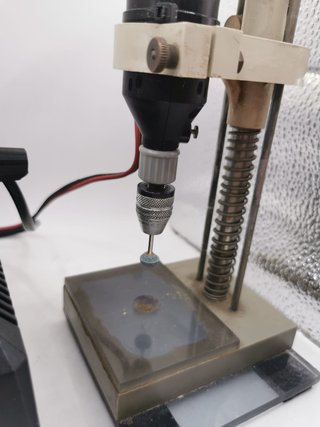 Fuente 0-30V + Taladro Minicraft MB160