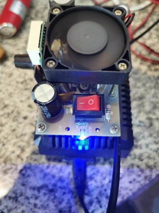 Fuente 0-30V + Taladro Minicraft MB160