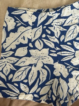 Conjunto de pantalones cortos de lino y estampado