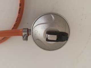 Regulador GAS butano con manguera.