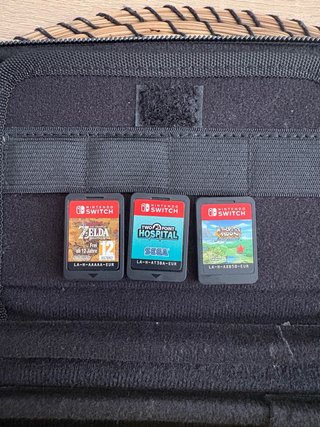 Nintendo Switch Lite Amarilla + Funda