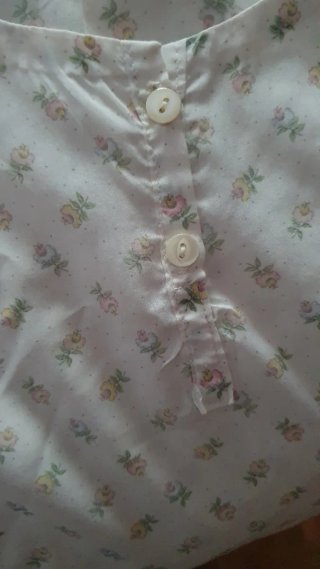 Camisón o bata para estar en casa
