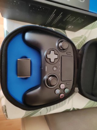 Mando Nacon Revolution Pro Controller 3 PS4