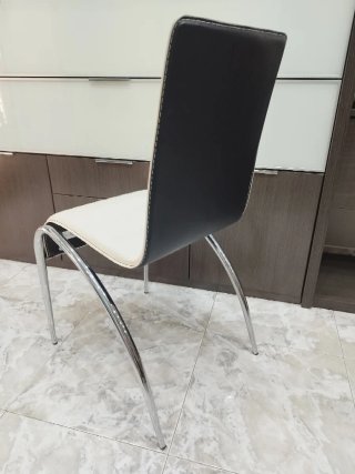 Mesa de comedor cristal y metal