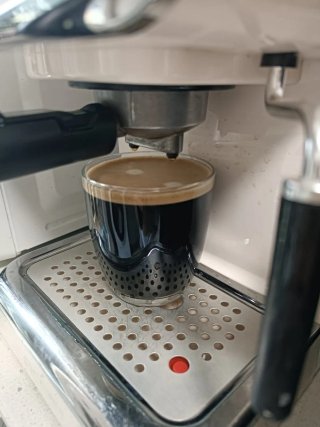 Cafetera Espresso / expreso Mandine Beige