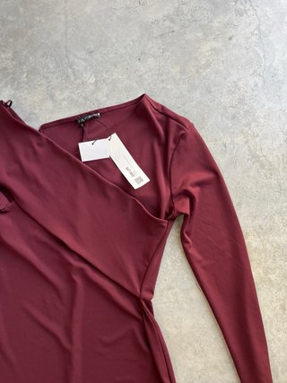 Vestido largo Zara burdeos Talla M