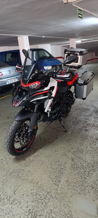 Benelli TRK 702X