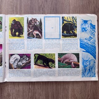 Álbum MAGA visión naturaleza (faltan 4 cromos)