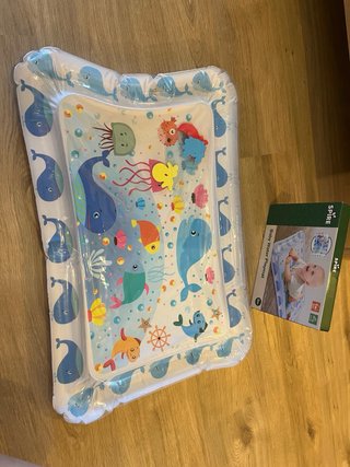 REGALO Colchoneta Agua Bebé Spire