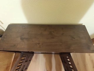 Mueble de entrada de madera tallada