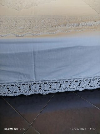 Copriletto Lino  e Macramè Bianco