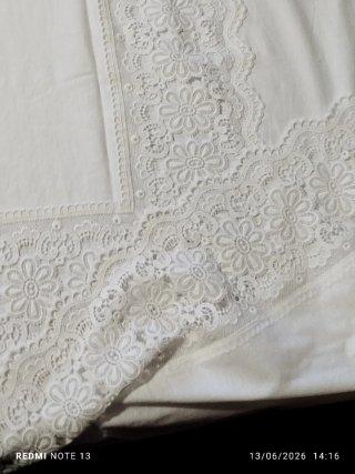 Copriletto Lino  e Macramè Bianco