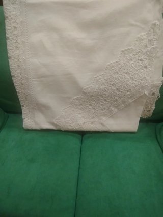 Copriletto Lino  e Macramè Bianco