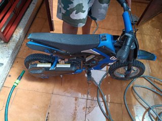 Moto Eléctrica Motocross Azul y Negra