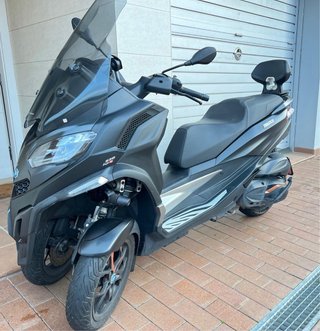Piaggio MP3 530 Exclusive Negro