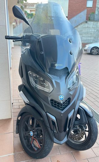 Piaggio MP3 530 Exclusive Negro