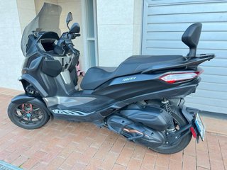 Piaggio MP3 530 Exclusive Negro