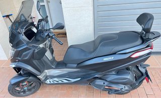 Piaggio MP3 530 Exclusive Negro