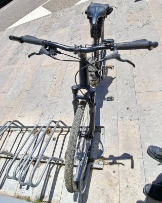 Bicicleta Eléctrica Trekking/Híbrida Giant