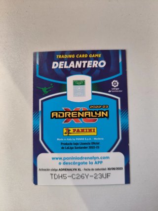 Tarjeta Adrenalyn Vinícius Jr Momentum Oro