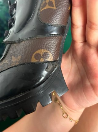 Botas Louis Vuitton tacón negras y marrones