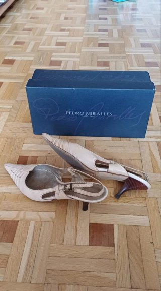Zapatos Pedro Miralles Beige Talla 38