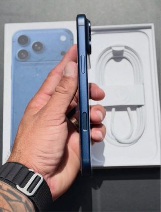IPHONE 17 PRO MAX BLUE NUEVO