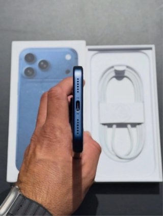 IPHONE 17 PRO MAX BLUE NUEVO