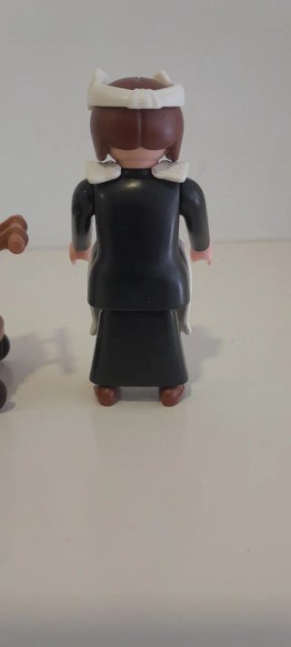 Playmobil Doncella con Carrito de Té