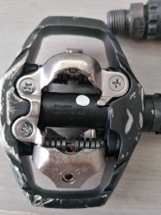 Pedales automáticos Shimano SPD